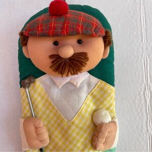 Vintage Scottish golfer oven glove